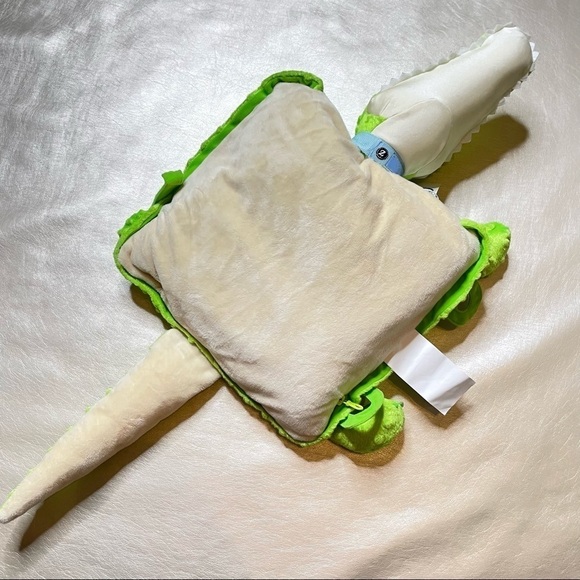 Zoobie Pets Kojo the Croc pillow, plush and blanket - Picture 5 of 10